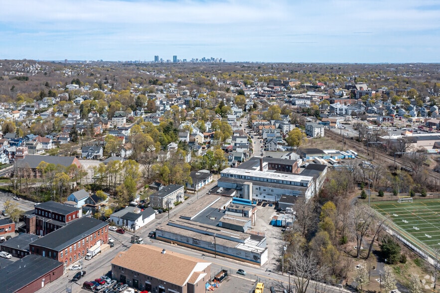 More Photos Of 100 Business St, Hyde Park Unknown For Lease