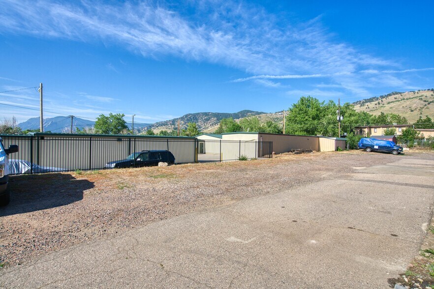 More Photos Of 4571 N Broadway St, Boulder Warehouse For Sale