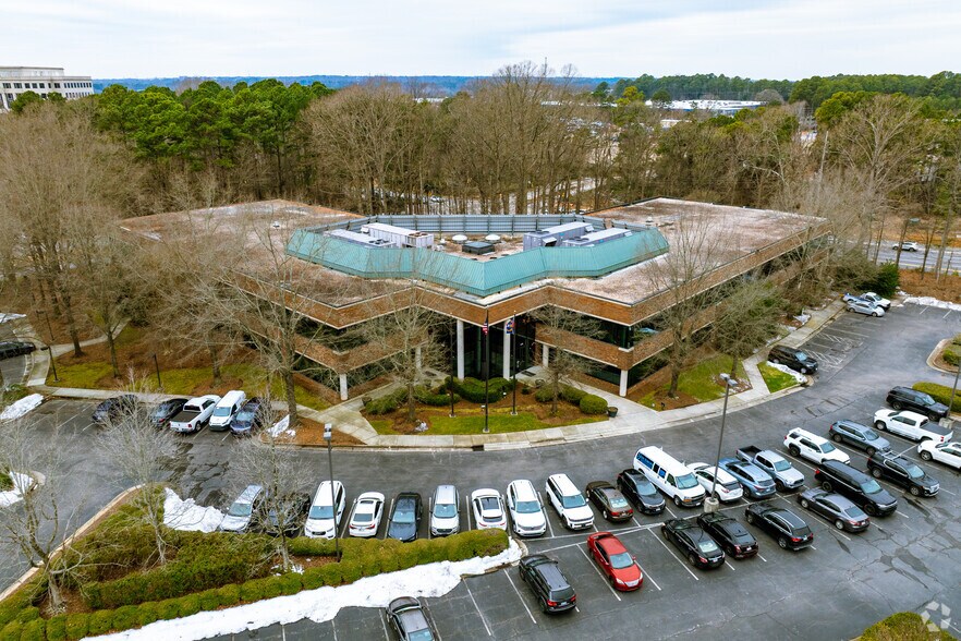 More Photos Of 3128 Highwoods Blvd, Raleigh Office For Lease