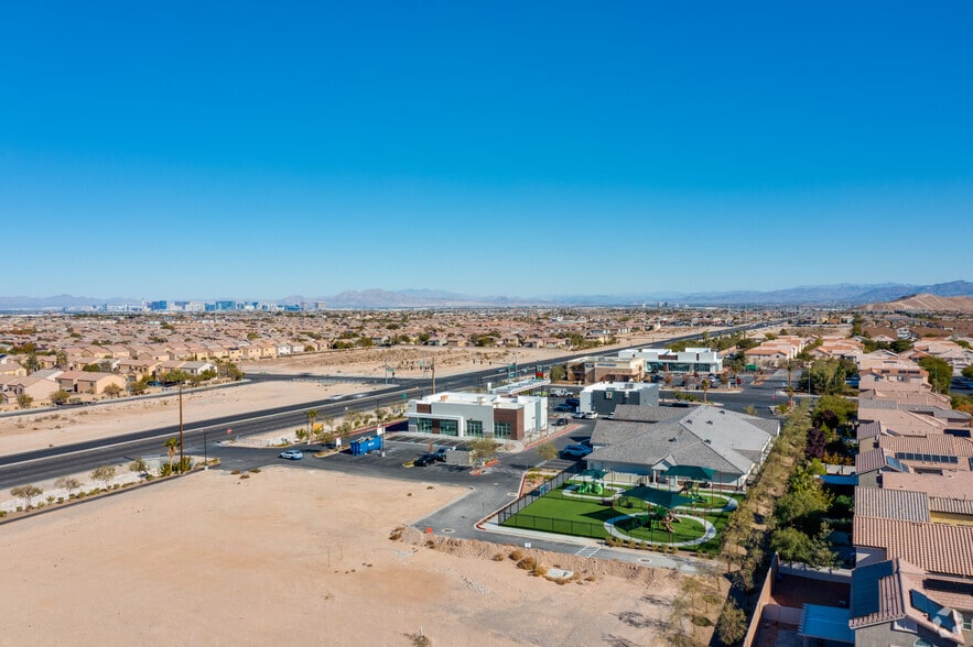 More Photos Of 9035 Blue Diamond Rd, Las Vegas Storefront For Lease