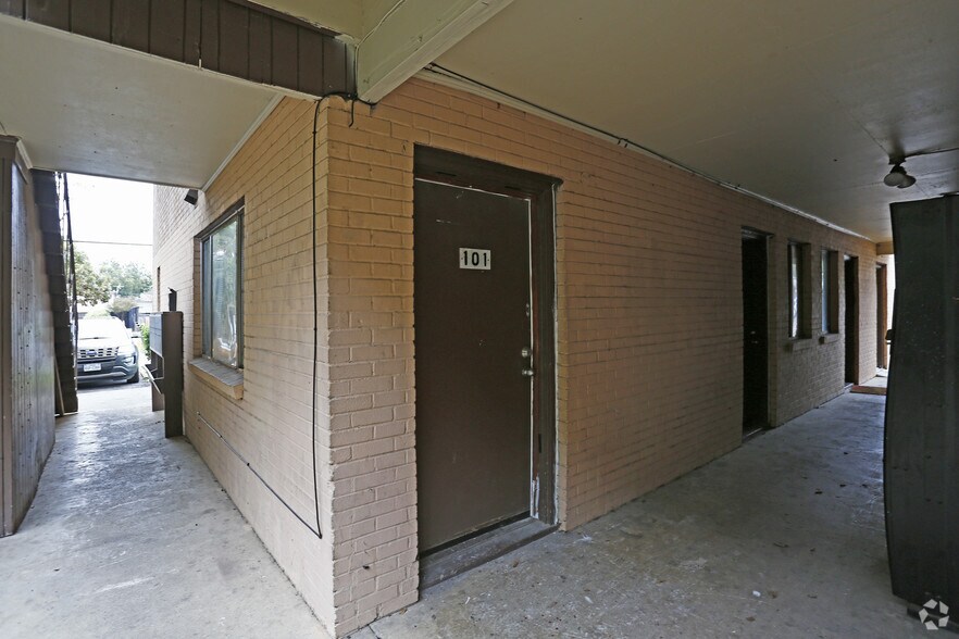 More Photos Of 4810 Gaston Ave, Dallas Apartments For Sale
