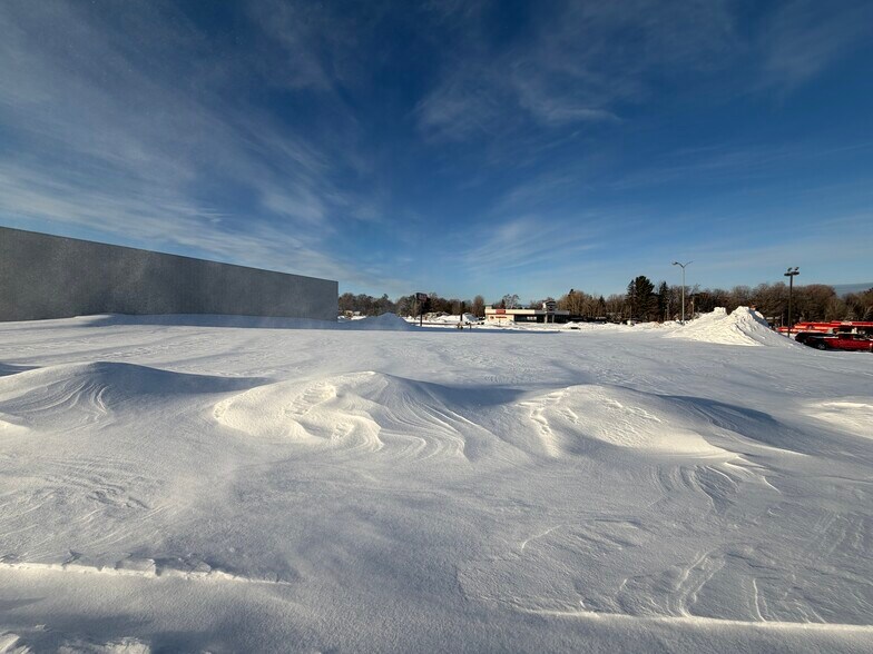 More Photos Of 2025 US-Hwy 41 W, Marquette Land For Sale