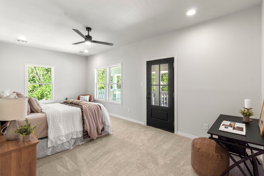 More Photos Of 1104 Berkeley St, College Station Land For Sale