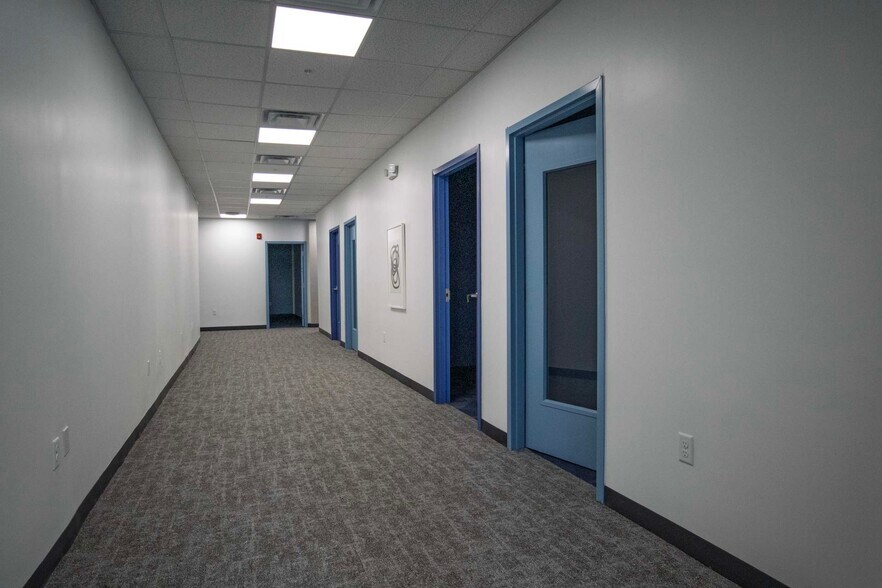 More Photos Of 3809 E 82nd St, Indianapolis Freestanding For Lease