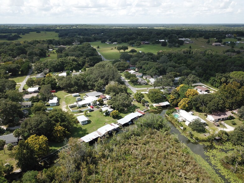 More Photos Of 5620 Bertsville Rd, Lady Lake Hotel For Sale