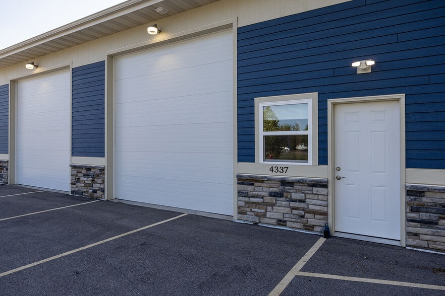 More Photos Of 4337 Duraform Ln, Windsor Warehouse For Sale
