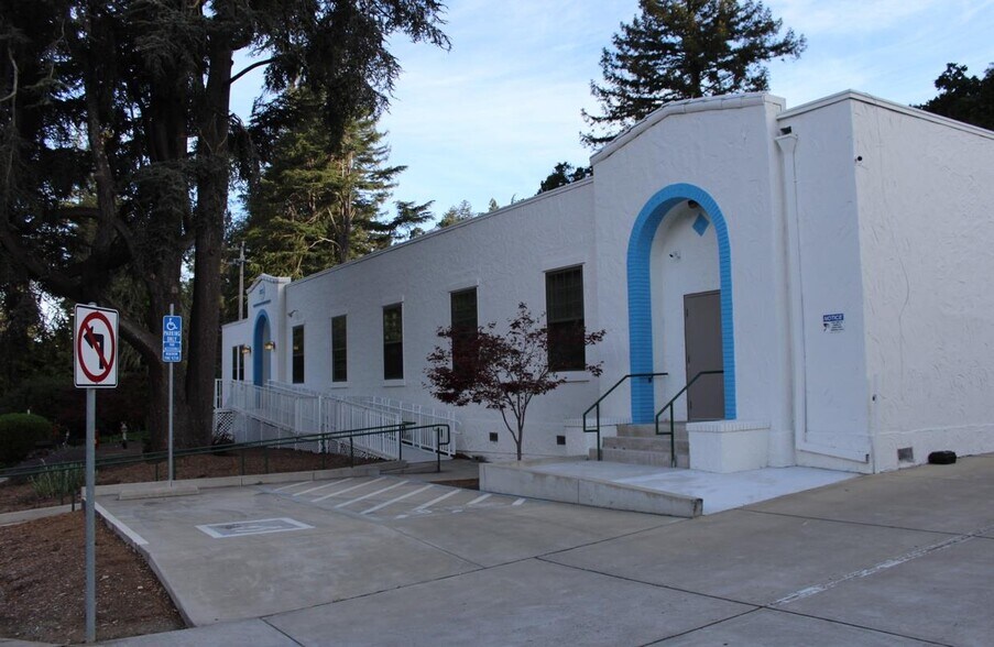 More Photos Of 1650 Mountain Blvd, Oakland Lodge Meeting Hall For Sale