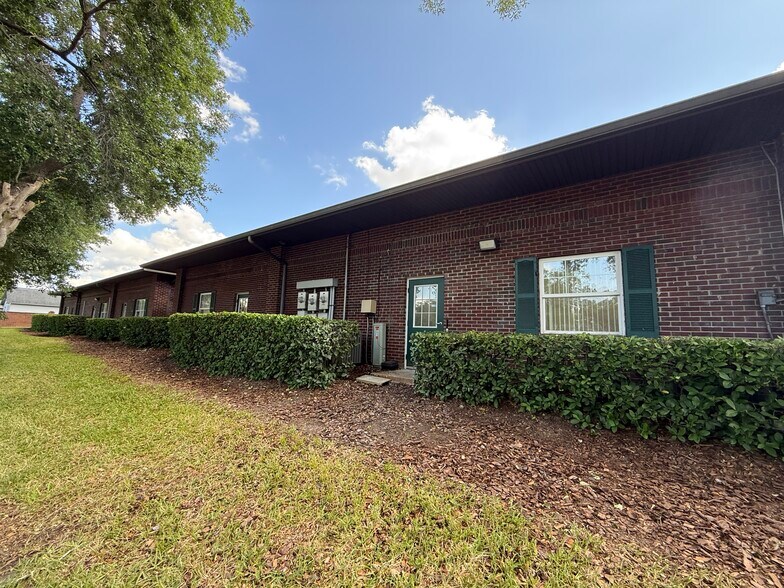 More Photos Of 100 Burnsed Pl, Oviedo Medical For Lease