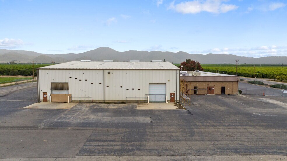 More Photos Of 46031 Road 124, Orange Cove Industrial For Sale