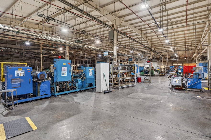 More Photos Of 310 Pennington Dr, Paris Manufacturing For Sale