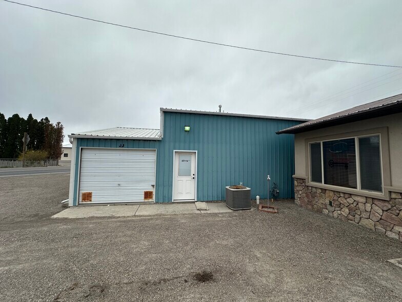 More Photos Of 151 Highway 30, Kimberly Self Storage For Lease