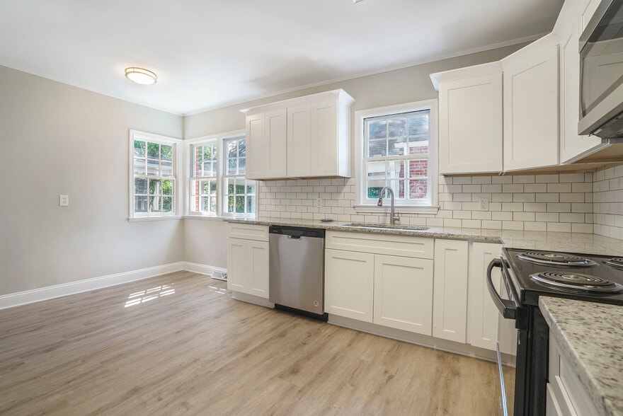 More Photos Of 1409 Georgia Hwy 11, Monroe Office Residential For Sale