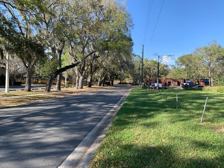 More Photos Of 513 Eichenfeld Dr, Brandon Land For Sale