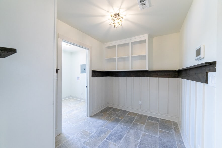 More Photos Of 910 Old Abbeville Rd, Eufaula Specialty For Sale