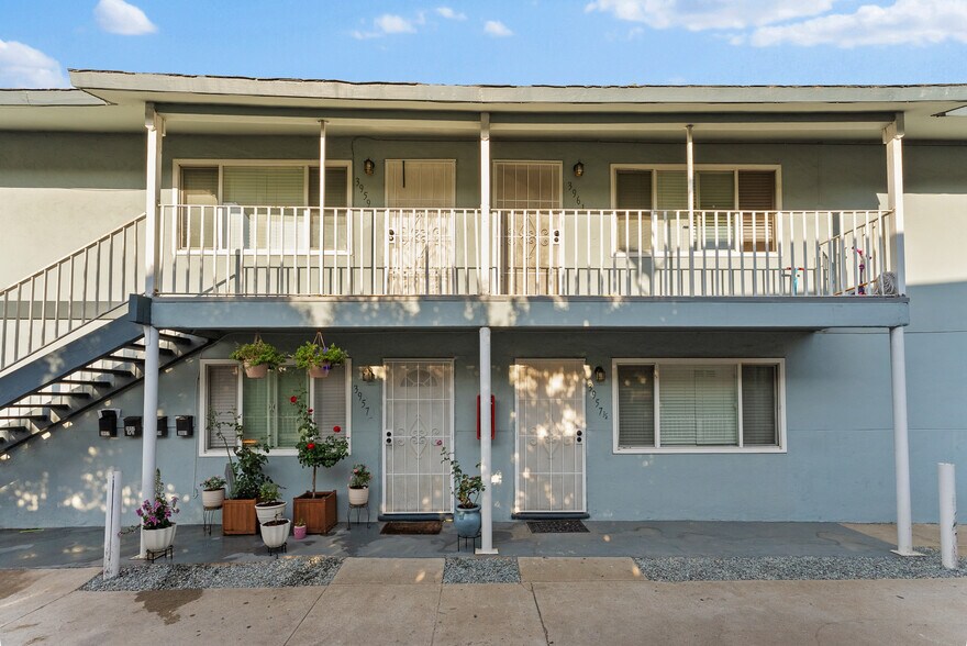 More Photos Of 3957 Cottonwood St, San Diego Apartments For Sale