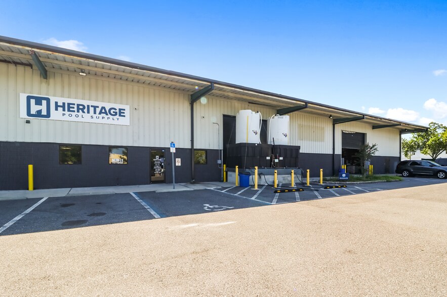 More Photos Of 901 Armstrong Blvd, Kissimmee Warehouse For Sale