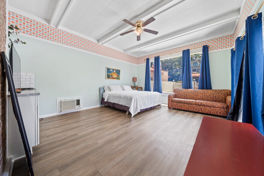 More Photos Of 741 Park Ave, Hot Springs Hotel For Sale