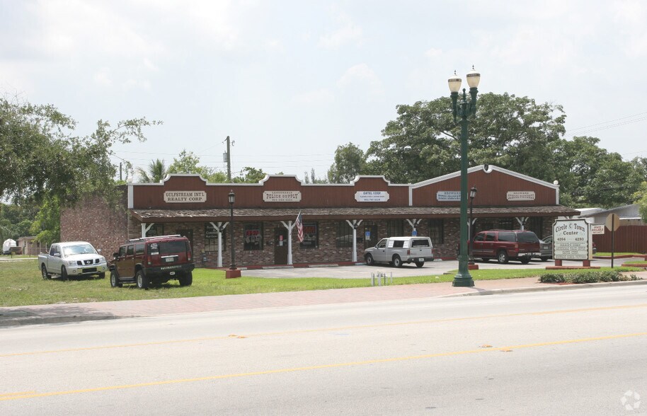 More Photos Of 4264-4280 Davie Rd, Fort Lauderdale Unknown For Lease