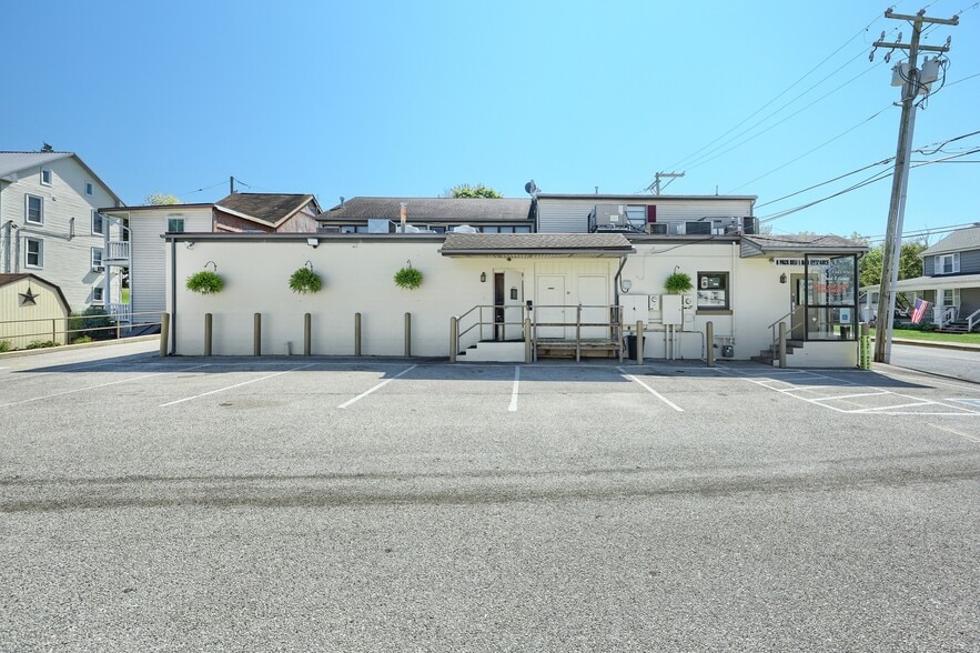 More Photos Of 1 Cherry St, Seven Valleys Storefront Retail Residential For Sale