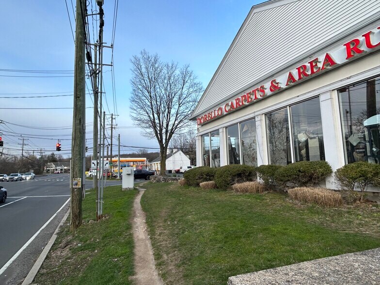 More Photos Of 594 Main Ave, Norwalk Freestanding For Sale