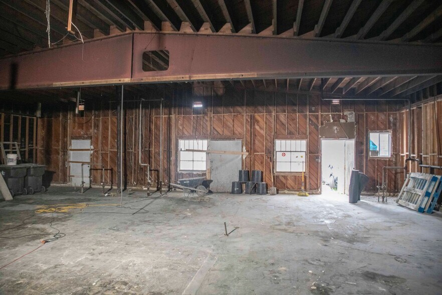 More Photos Of 2256 Pacific Ave, Long Beach Storefront Retail Office For Sale