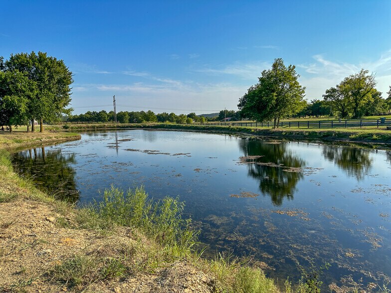 More Photos Of 5871 Roper Rd, Sperry Land For Sale