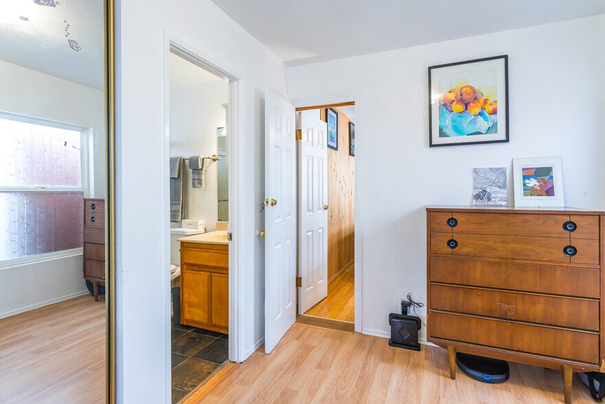 More Photos Of 830-832 Pismo Ct, San Diego Apartments For Sale