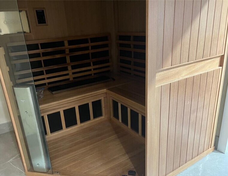 More Photos Of 1790 Montgomery st, Oroville Flex For Sale