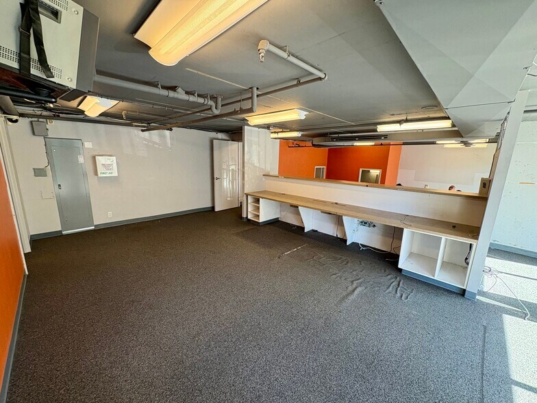 More Photos Of 601-619 Carnarvon St, New Westminster Storefront Retail Residential For Lease