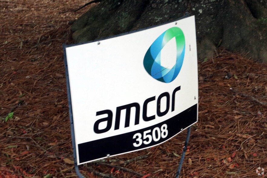 More Photos Of 3508 Tricenter Blvd, Durham Warehouse For Lease