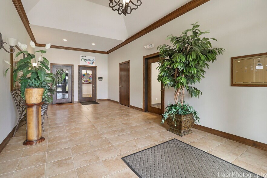 More Photos Of 3 Executive Ct, South Barrington Medical For Lease