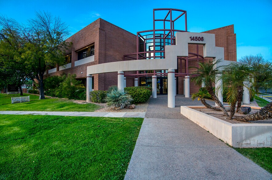 More Photos Of 14506 W Granite Valley Dr, Sun City West Medical For Lease