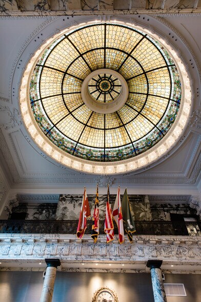 More Photos Of 135 E Baltimore St, Baltimore Restaurant For Lease