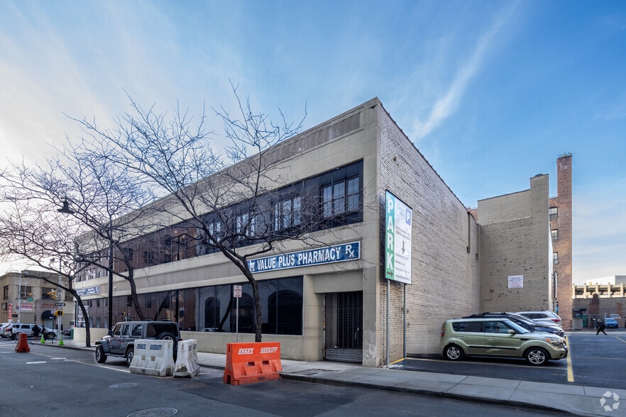 More Photos Of 200 Washington St, Newark Medical For Lease