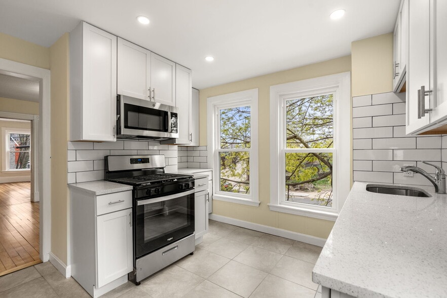 More Photos Of 10 Royal St, Boston Multifamily For Sale