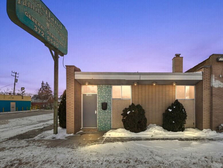 Primary Photo Of 16068 E 8 Mile Rd, Detroit Medical For Sale
