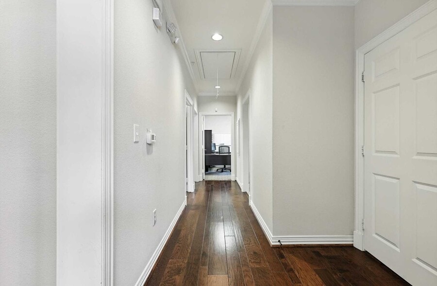 More Photos Of 425 Old Newman Rd, Frisco Medical For Lease