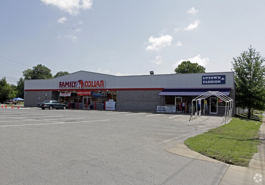 More Photos Of 220-224 N Royal St, Jackson Storefront For Sale