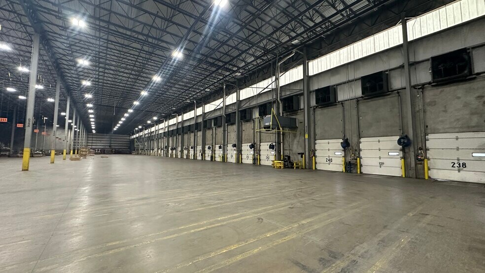 More Photos Of 50 Rausch Creek Rd, Tremont Distribution For Lease