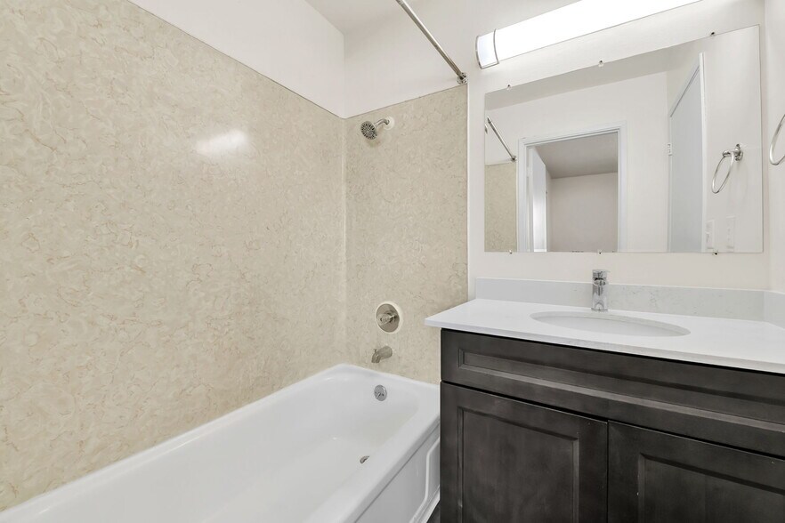 More Photos Of 17726 SE Division St, Portland Apartments For Sale