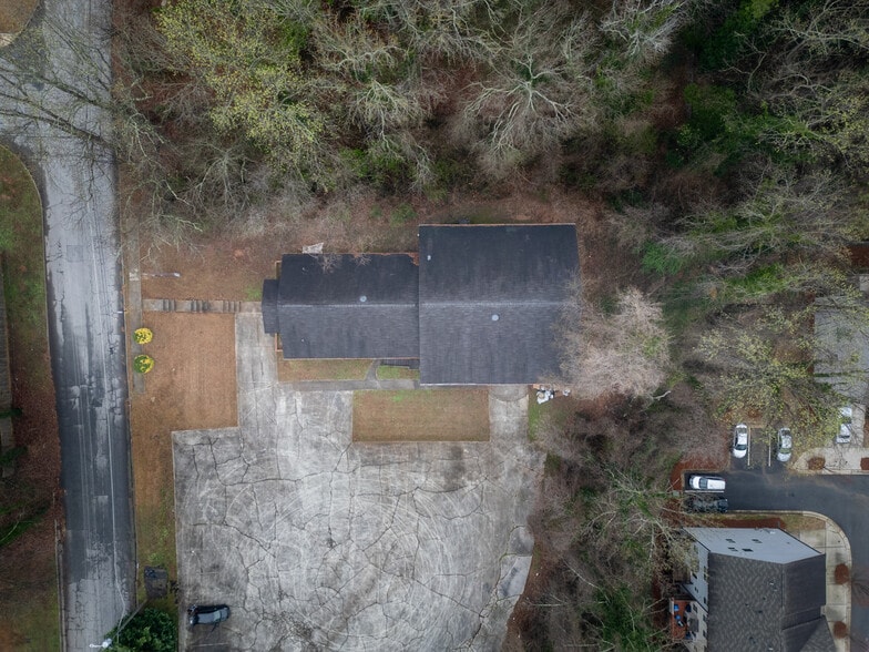 More Photos Of 2766 White Oak Dr, Decatur Religious Facility For Sale