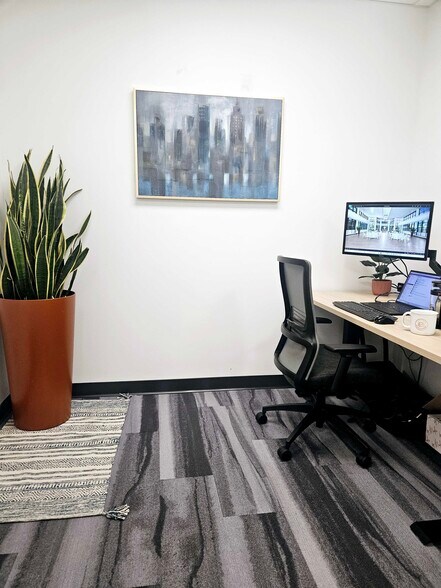 More Photos Of 1000 Northbrook Dr, Trevose Office For Sale