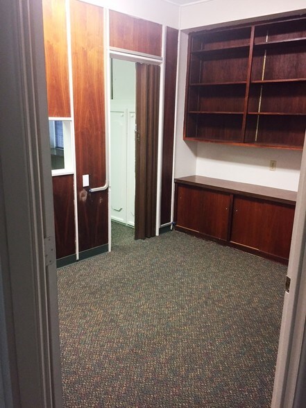 More Photos Of 3410 Knoxville Ave, Lubbock Medical For Lease