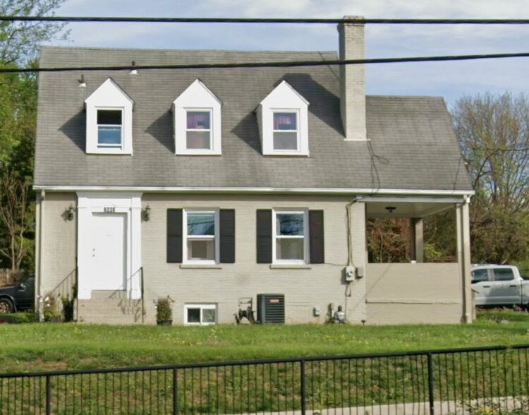 Primary Photo Of 8238 Richmond Hwy, Alexandria Office For Lease