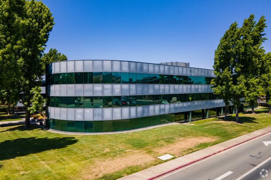 More Photos Of 2700 Ygnacio Valley Rd, Walnut Creek Medical For Lease