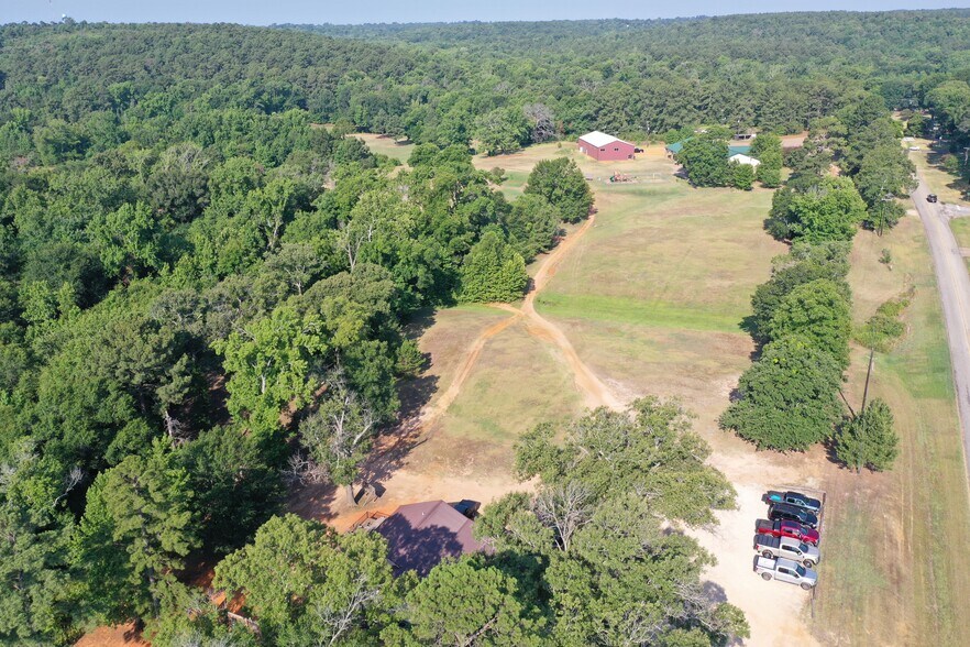 More Photos Of 2330 Country Club Rd, Palestine Land For Sale