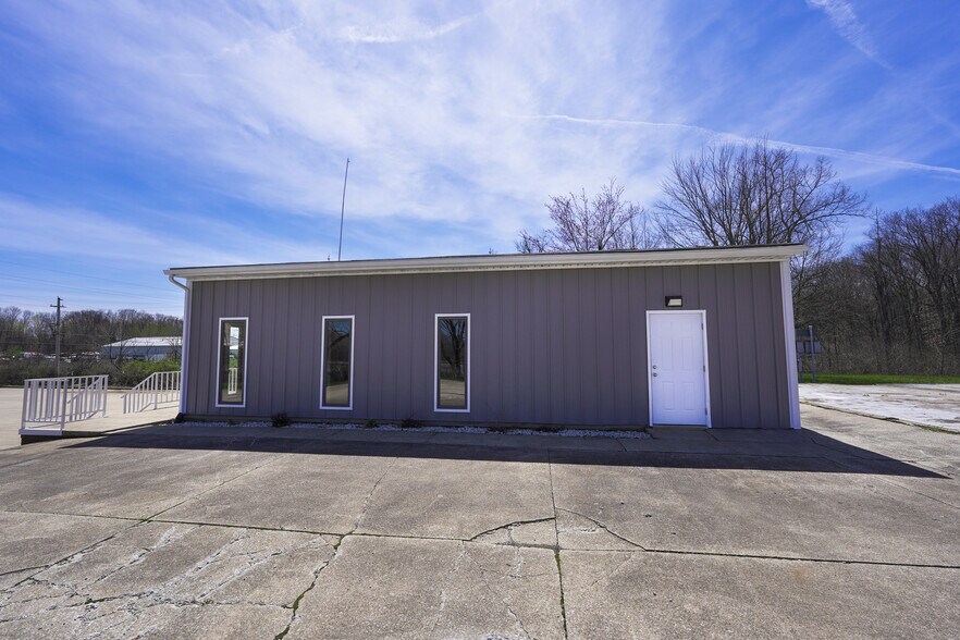 More Photos Of 11415 Chamberlain Rd, Mantua Warehouse For Sale