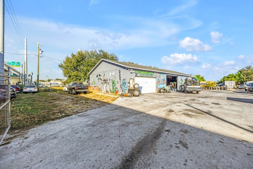 More Photos Of 4245 118th Ave N, Clearwater Warehouse For Sale