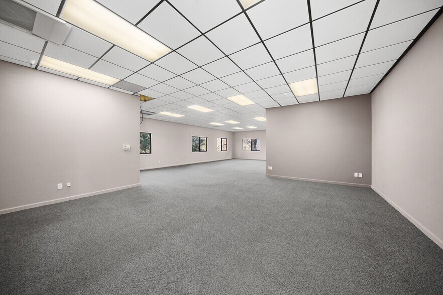 More Photos Of 5955 Capistrano Ave, Atascadero Office For Lease