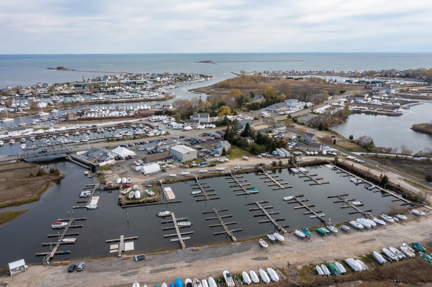 More Photos Of 54 Old Boston Post Rd, Westbrook Marina For Sale